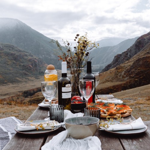 Тур на Алтай с фотографом: эстетичные кадры, съёмки с реквизитом, глэмпинги и топовые места