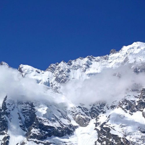 Перезагрузка в Безенги с проживанием в палатках: треккинг к ледникам, водопадам и диким турам