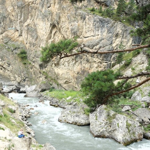 Приезжайте на Кавказ — будет пир и тост за вас! Тур с застольями, дегустацией и казачьей свадьбой