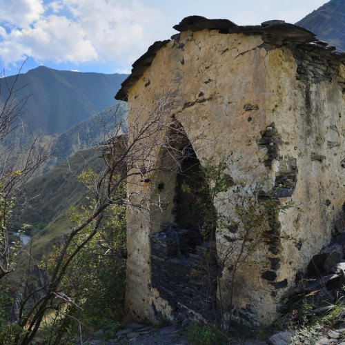От старинных башен в горах до небоскрёбов: по Чечне с комфортом