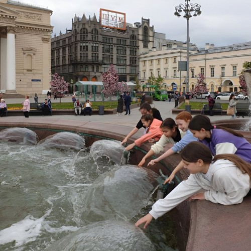 Куда делась вода? Игра-прогулка по центру Москвы для детей