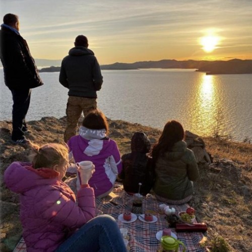 Краски Байкала: «Сибирский Париж», красоты Ольхона и цветение багульника