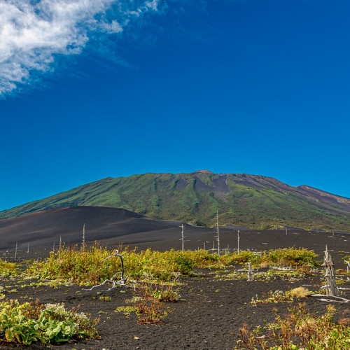 Гранд-тур по островам Дальнего Востока: Сахалин, Итуруп, Кунашир и Шикотан, термы и гастрономия