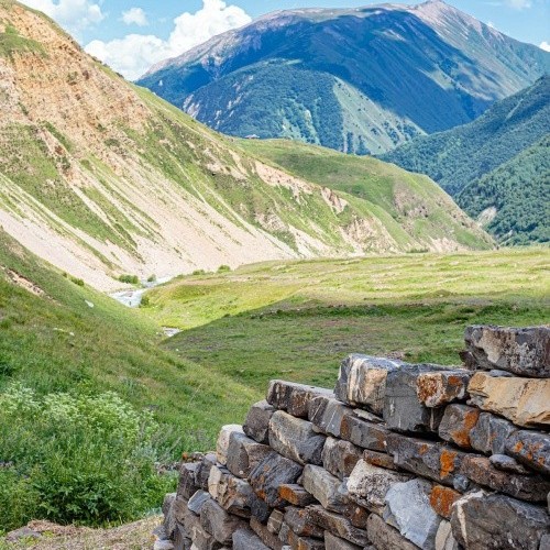 Прогулки по ущельям Северной Осетии и Владикавказу