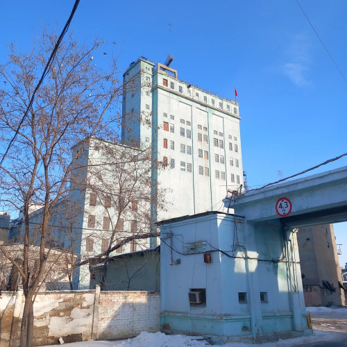 Волгоградский элеватор, Мамаев курган и остров Людникова