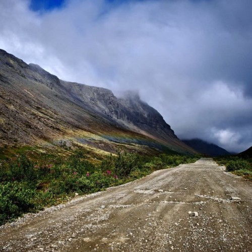 Треккинг в Хибинах без рюкзаков: экспресс-перезагрузка