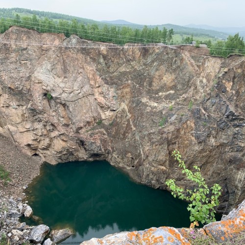 Природные чудеса Хакасии: урочище Сундуки, Ивановские озёра, Каменный лес и Долина царей