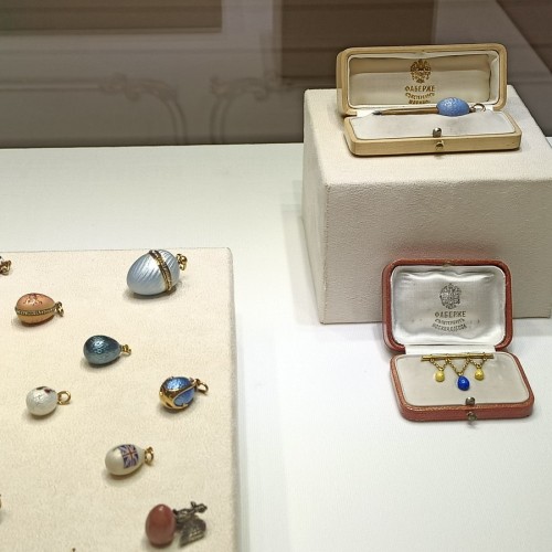 Шуваловский дворец — прекрасная шкатулка для шедевров Карла Фаберже