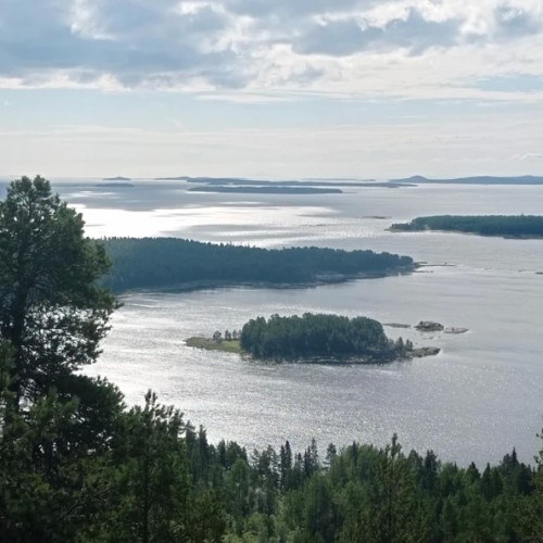 Терский и Кандалакшский берега Русского Севера: путешествие только для вашей компании