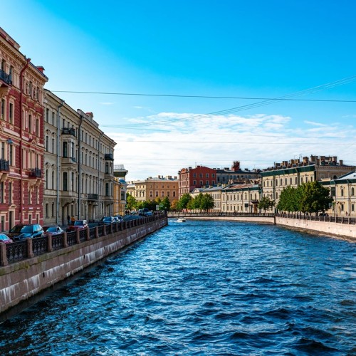 По Санкт-Петербургу на автобусе и на кораблике!