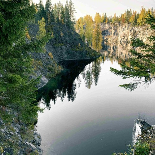 Из Санкт-Петербурга в Карелию: «Рускеала», остров Валаам, добыча минералов и прогулка на сапах