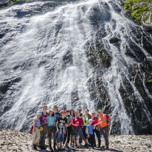 Лёгкий треккинг в горах Домбая с комфортом