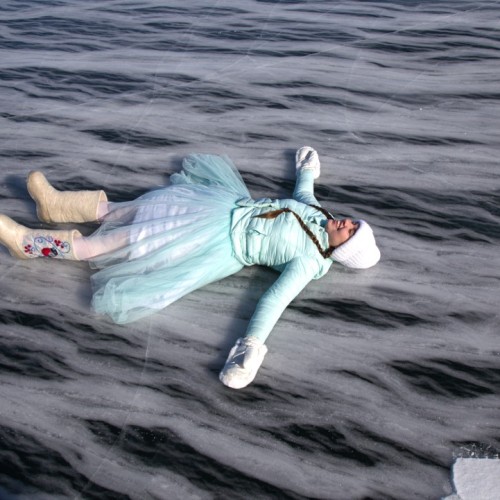 Расслабленное путешествие на Байкал с опциональными экскурсиями: Ольхон, Листвянка и много льда