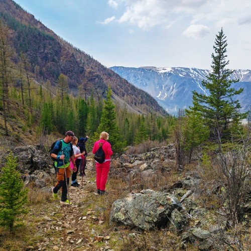 Алтай — активный: конная прогулка, лёгкий сплав и треккинг к горным озёрам + топовые локации