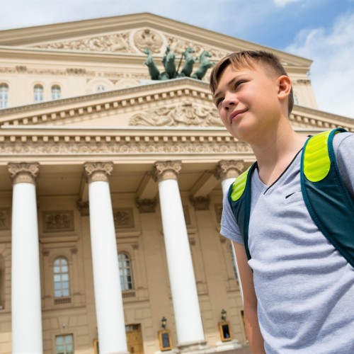 Театральная площадь для детей — фонтан впечатлений!