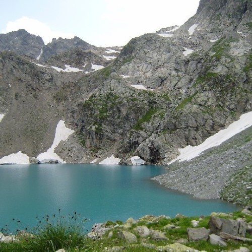 Треккинг-тур в Архыз с комфортом: прогулки в горах налегке с проживанием в гостевом доме