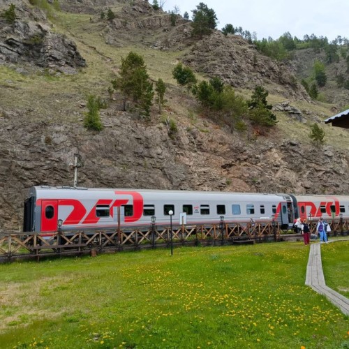 Летний Байкал: Листвянка и Ольхон, водные прогулки и КБЖД, музеи и треки по мысам