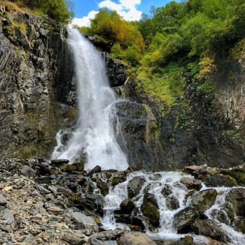 Треккинги на Домбае с проживанием в гостинице: Бадукские озёра, водопады и каньон Чёртова мельница