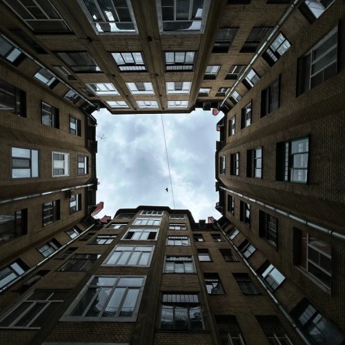 По Литейной части Петербурга — с фланёром