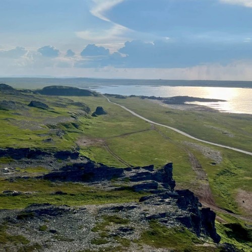 Индивидуальный джип-выезд на Средний и Рыбачий: история Севера и арктические ландшафты