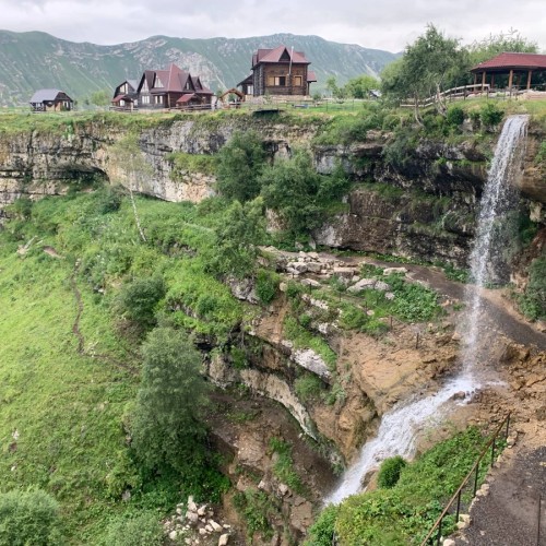 Яркие краски Дагестана — из Махачкалы
