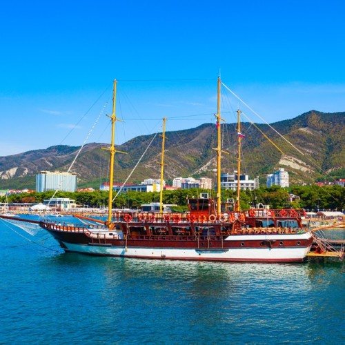 Маршруты выходного дня из Краснодара с купанием в источниках и винной дегустацией