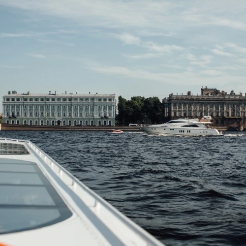 Парадный Петербург на теплоходной прогулке