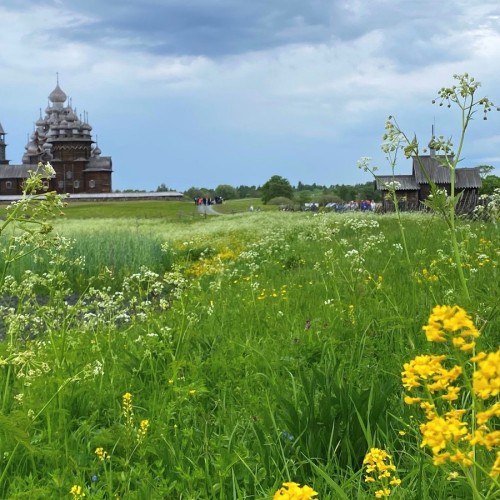 Экспресс-тур по Карелии: Петрозаводск, Кижи, Марциальные воды и природные чудеса