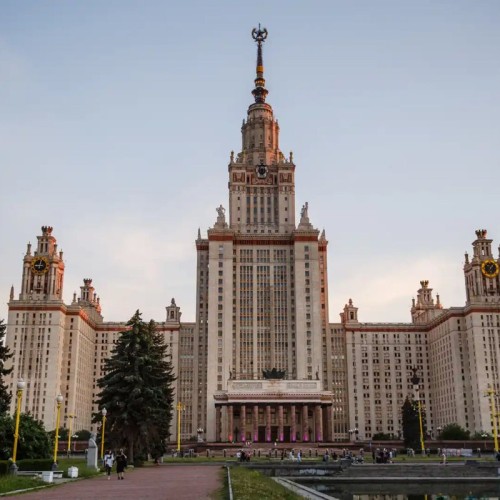 Семь сестёр, или Сталинские высотки