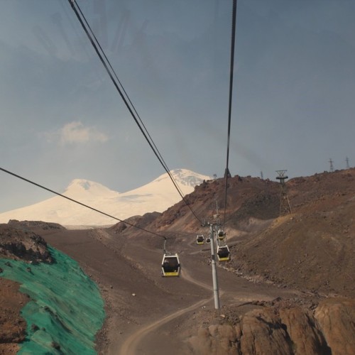 К седому великану Эльбрусу: тур выходного дня из Владикавказа