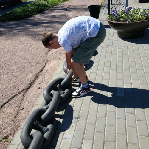 Город-крепость, город-порт: в Кронштадт на метеоре