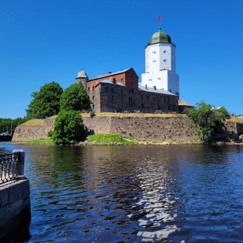 За Средневековьем — в Выборг