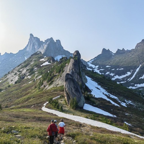 Таёжные водопады парка «Ергаки»: треккинг налегке с ночёвками в палатках