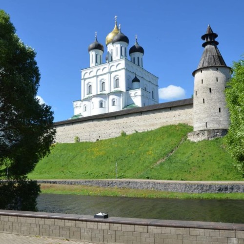 Псковский Кремль: знакомство с историей древней крепости