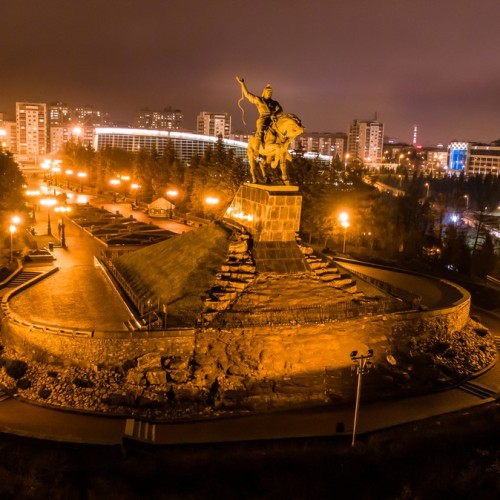 Вечерняя Уфа на автомобиле