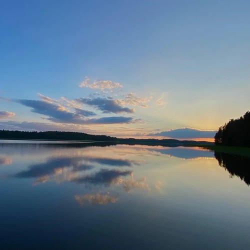 Выдыхай: перезагрузка с йога-практиками и арт-терапией в идиллических пейзажах Карелии
