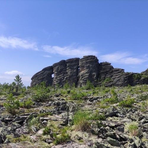 Индивидуальный поход на Кутурчинское Белогорье: причудливые скалы и кедровая тайга (всё включено)
