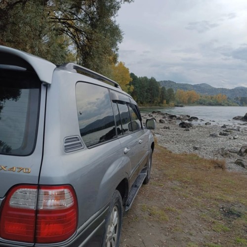 Индивидуальное путешествие по Алтаю: исследуем край на джипе