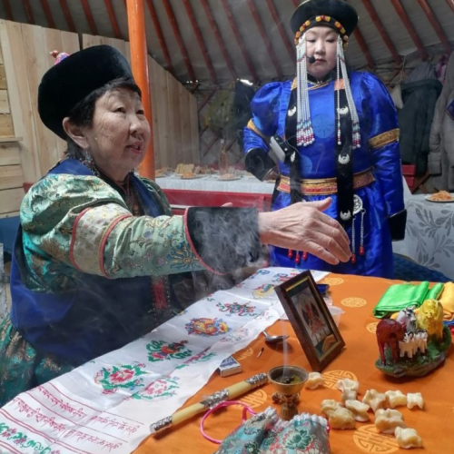 В ледяные объятия Байкала: места силы, источники, кухня, бурятская культура (всё включено)