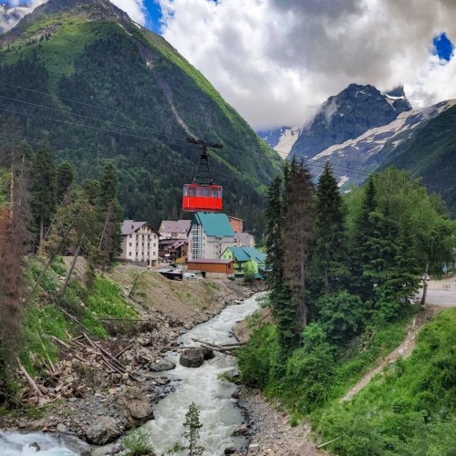 Сердце гор: из Пятигорска — в Домбай