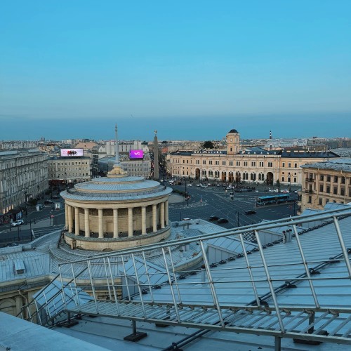 На крышу Петербурга