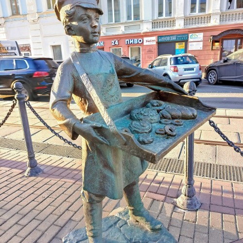 Нижний посад: прогулка по району бедняков и элиты