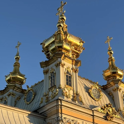 Петергоф и Кронштадт за один день