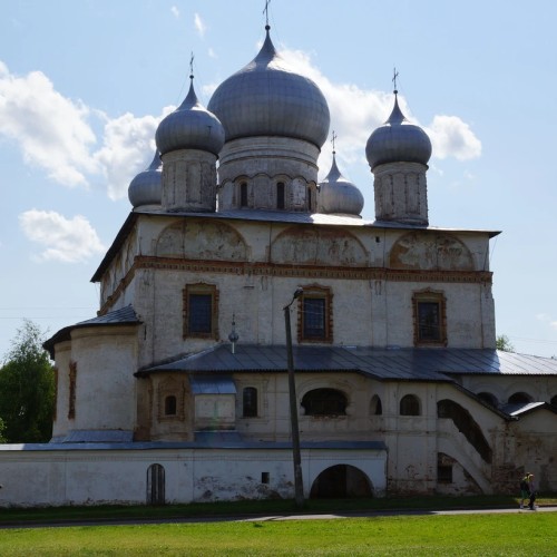 Великий Новгород на пути из варяг в греки