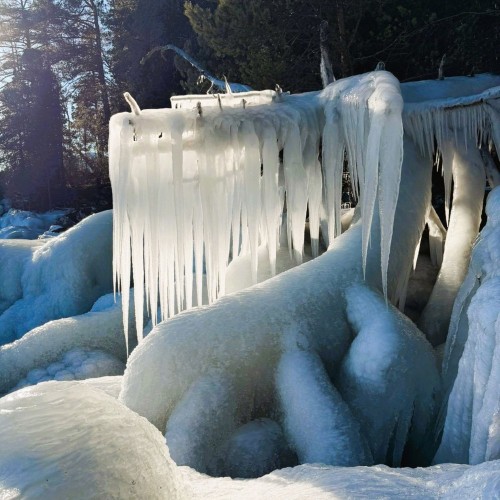 Телецкое озеро: водопады, гроты и заповедная тайга