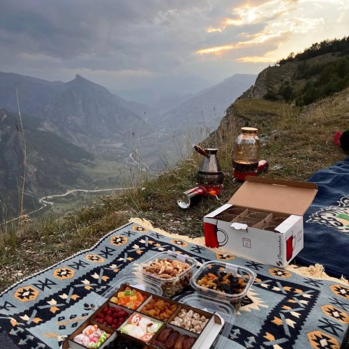 Объятия горного края: по топовым локациям Дагестана на внедорожниках