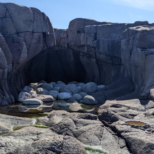 Путешествие в Арктику только для вас: Мурманск, Териберка, северное сияние и локации на ваш выбор