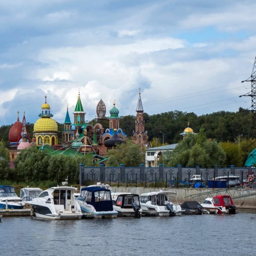 Теплоходная прогулка по Волге