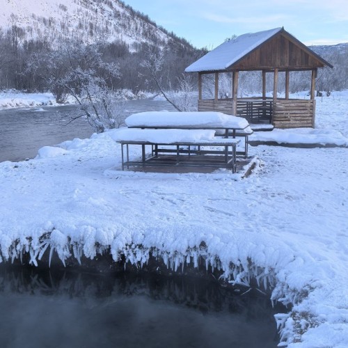 Камчатские удовольствия в мини-группе: природа, погружение в культуру и релакс в источниках