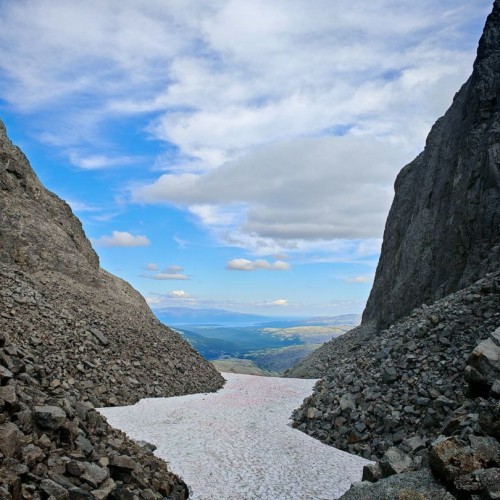 Треккинг в Хибинах без рюкзаков: экспресс-перезагрузка